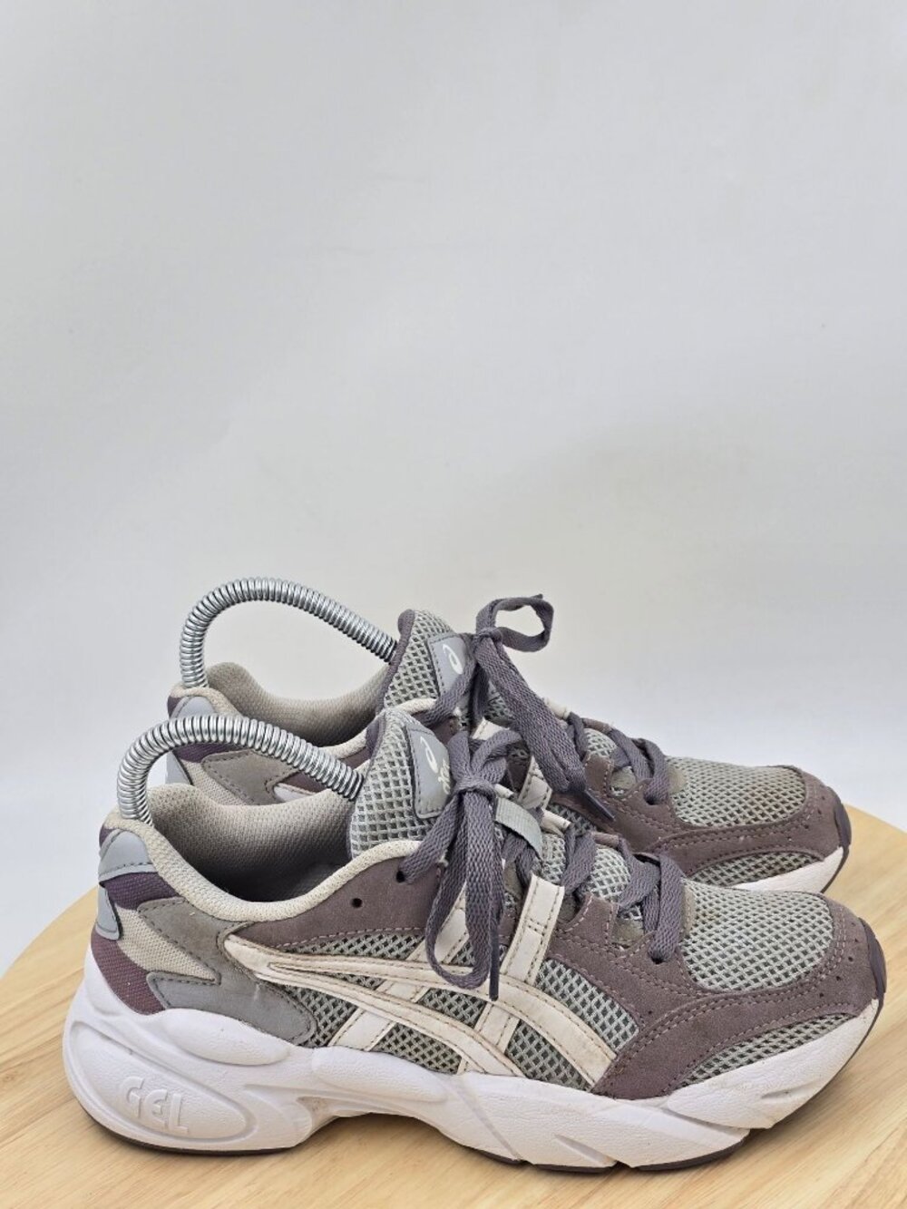 Asics Gel BND 1022A129 Grey/Purple Trainer Running Shoes Womens sz 6.5